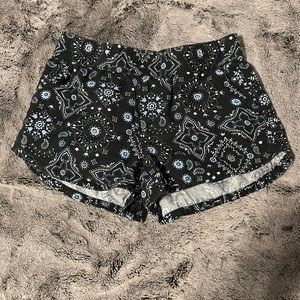 Paisley print pull on shorts